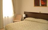 Hotel Crikvenica: Hotelzimmer 1/2Ssblc Hb (1/2Ssblc Hb) - Hotel Therapia - ...