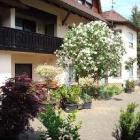 Ferienwohnung Aura Bayern Garten: Ferienwohnung Aura , Unterfranken , ...