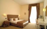 Hotel Trani Puglia: 4 Sterne San Paolo Al Convento In Trani Mit 33 Zimmern, ...