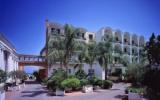 Hotel Kampanien Klimaanlage: 5 Sterne L'albergo Della Regina Isabella In ...