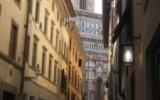 Zimmer Italien: Relais Il Campanile Al Duomo In Florence Mit 7 Zimmern, Toskana ...