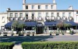 Hotel Aquitanien: 2 Sterne Hotel De France Et D'angleterre In Pauillac, 49 ...