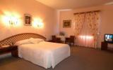 Hotel Canarias: 1 Sterne Hotel Maga In Puerto De La Cruz , 24 Zimmer, Teneriffa, ...