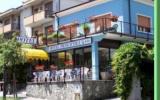 Hotel Italien: Hotel Primavera In Desenzano Del Garda Mit 22 Zimmern Und 3 ...