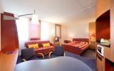 Hotel Auvergne Parkplatz: 3 Sterne Suitehotel Clermont Ferrand Polydome In ...