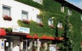 Hotel Deutschland: Hotel-Restaurant Berg In Bürstadt Mit 35 Zimmern Und 3 ...