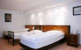 Hotel Deutschland: Gz Hostel Bonn Mit 11 Zimmern, Rhein, Naturpark Nordeifel, ...