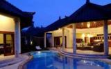 Ferienanlage Sanur Bali: 5 Sterne Bali Emerald Villas In Sanur Mit 55 Zimmern, ...