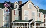 Hotel Usa Whirlpool: 3 Sterne Country Inn & Suites By Carlson Plymouth In ...