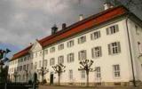 Hotel Deutschland: Haus Schönenberg In Ellwangen Mit 70 Zimmern Und 3 ...