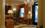 Hotel Italien: 3 Sterne Hotel Condotti In Rome Mit 16 Zimmern, Rom Und Umland, ...