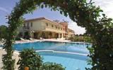 Hotel Italien: Hotel Parco Serrone In Corato (Bari) Mit 46 Zimmern Und 4 ...