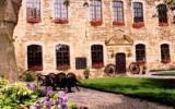 Hotel Belgien Parkplatz: Chateau De Latour Mit 14 Zimmern Und 3 Sternen, ...