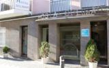 Zimmer Spanien: Hostal Solimar In Badalona Mit 41 Zimmern Und 2 Sternen, Costa ...