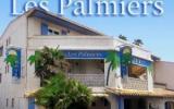 Zimmer Saintes Maries De La Mer: Hotel Les Palmiers En Camargue In ...