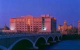 Hoteliowa: Embassy Suites Des Moines - On The River In Des Moines (Iowa) Mit 234 ...