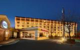 Hotel New Jersey Parkplatz: 4 Sterne Doubletree Hotel Princeton In ...