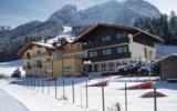 Hotel Abtenau: Gasthaus-Landhotel Traunstein In Abtenau Mit 26 Zimmern Und 3 ...