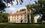 Hotel Hédervár: 4 Sterne Hedervary Castle Mit 18 Zimmern, Donauebene, ...