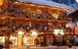 Hotel Rhone Alpes Sauna: 4 Sterne Le Manège In Megève, 33 Zimmer, ...