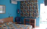 Hotel Spanien Klimaanlage: Pension Rovior In Calafell Mit 13 Zimmern Und 2 ...