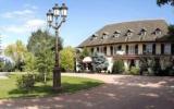 Hotel Chorey Lès Beaune: Ermitage De Corton In Chorey Les Beaune Mit 12 ...