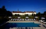 Hotel Burgund Tennis: 4 Sterne Château De Gilly In Vougeot Mit 48 Zimmern, ...