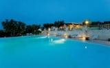 Hotel Italien: 4 Sterne Hotel Resort Corte Di Ferro In Carovigno, 15 Zimmer, ...