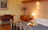 Hotel Cisternino Parkplatz: Hotel Aia Del Vento In Cisternino Mit 28 Zimmern ...