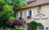 Hotel Burgund Tennis: 3 Sterne Logis Le Relais Fleuri In Avallon , 48 Zimmer, ...