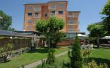 Hotel Toskana: 3 Sterne Hotel Bixio In Lido Di Camaiore (Lucca) Mit 35 Zimmern, ...