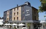 Hotel Belgien Tennis: Hotel Des Ardennes In Corbion Mit 29 Zimmern Und 4 ...