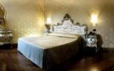 Hotel Italien: 3 Sterne Hotel Belle Epoque In Venice Mit 39 Zimmern, ...