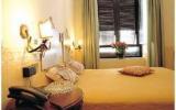 Hotel Neapel Kampanien: 3 Sterne Hotel Toledo In Naples, 19 Zimmer, Neapel Und ...