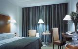 Hotel Italien: Hilton Rome Airport In Fiumicino Mit 517 Zimmern Und 4 Sternen, ...