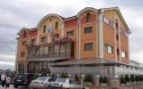 Hotel Bihor Parkplatz: 3 Sterne Hotel Transit In Oradea, 24 Zimmer, Bihor, ...