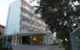 Hotel Italien: 3 Sterne Hotel La Ninfea In Montesilvano (Pescara) Mit 22 ...