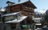 Hotel Courmayeur: 3 Sterne Hotel Walser In Courmayeur Mit 22 Zimmern, Aosta, ...