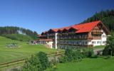 Hotel Oberstaufen Reiten: Haubers Alpenresort Gutshof In Oberstaufen Mit 47 ...