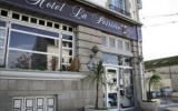 Hotel Lorient Bretagne: Hotel La Perriere In Lorient Mit 28 Zimmern Und 2 ...