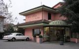 Hotel Ivrea: Hotel La Villa In Ivrea Mit 36 Zimmern Und 3 Sternen, Piemont, ...