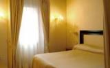 Hotel Italien: Hotel Paganelli In Venice Mit 21 Zimmern Und 3 Sternen, ...