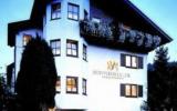 Hotel Deutschland: 3 Sterne Landhotel Sonnenhalde In Bad Boll Mit 19 Zimmern, ...