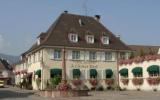 Hotel Elsaß Parkplatz: 2 Sterne À L'arbre Vert In Ammerschwihr Mit 17 ...