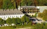 Hotel Österreich: Berghotel Tulbingerkogel In Mauerbach Mit 44 Zimmern Und 4 ...