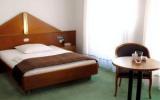 Hotel Deutschland: 4 Sterne Classic Hotel Kaarst Mit 22 Zimmern, Rhein, ...