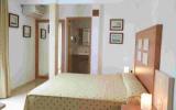Hotel Spanien: Hotel Internacional In Calella Mit 120 Zimmern Und 2 Sternen, ...