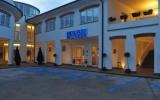 Hotel Lazio Internet: 4 Sterne Relais Del Lago In Marta (Viterbo), 40 Zimmer, ...