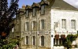Hotel Frankreich Internet: 2 Sterne Logis Hotel Le Relais Des Templiers In ...