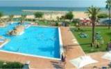 Ferienanlage Cambrils Parkplatz: Pueblo El Dorado Playa In Cambrils Mit 104 ...